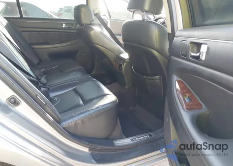 2011 Hyundai Genesis 4.6 z USA, uszkodzony, nr VIN KMHGC4DF0BU139726